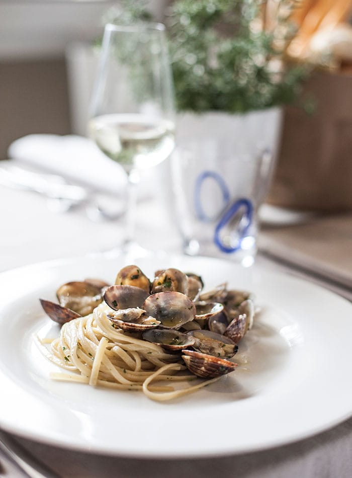 Family Hotel with typical cuisine in Diano Marina
